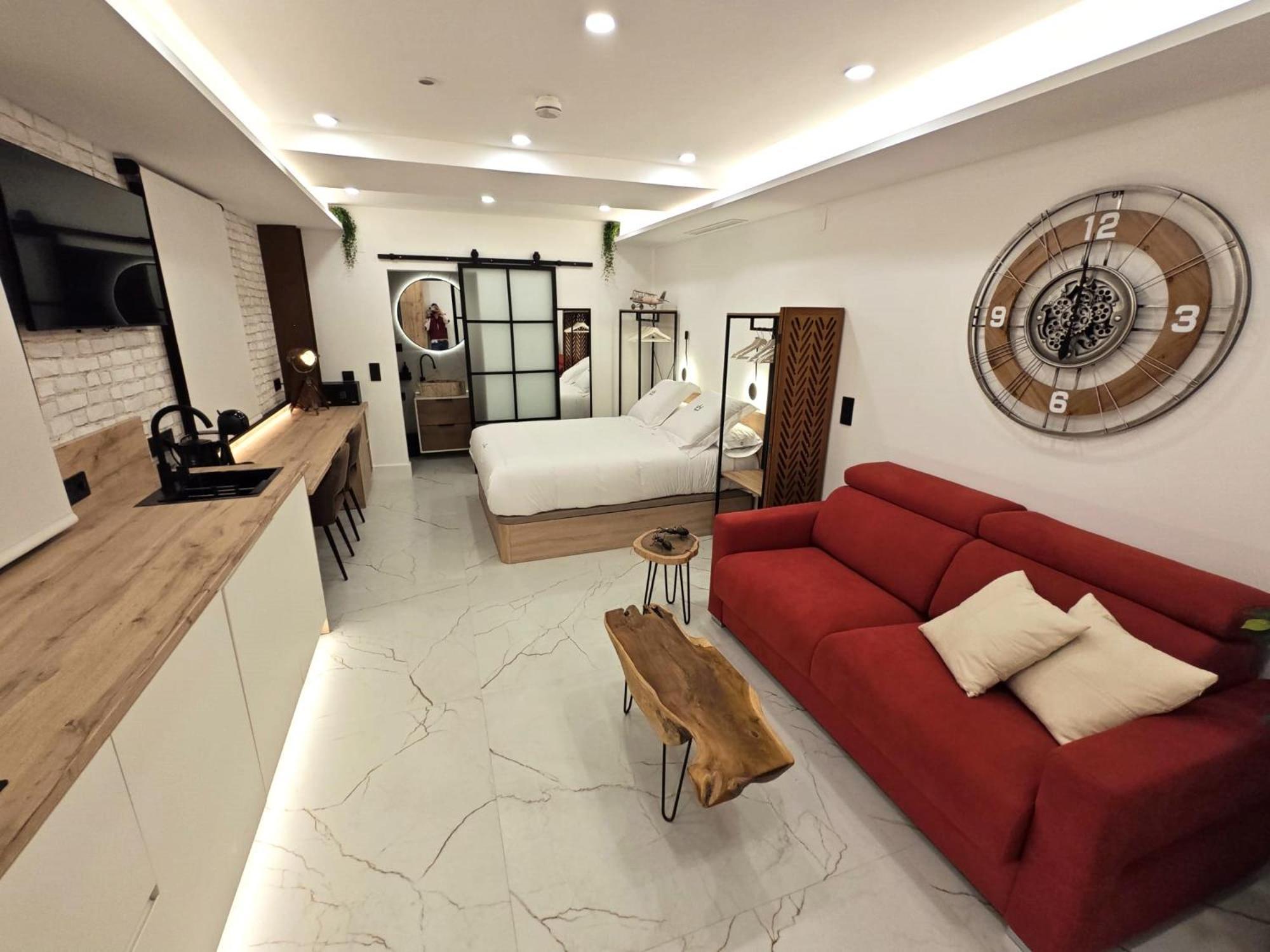 La Parada Del Rey - Luxury Suites Plasencia Exterior photo